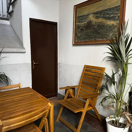 Regina In Porta Romana 2 - Sky Tv, Wifi E Breakfast Box Milán