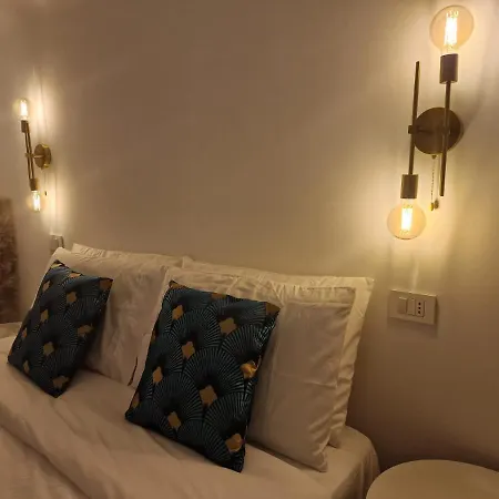 Apartamento Regina In Porta Romana 2 - Sky Tv, Wifi E Breakfast Box