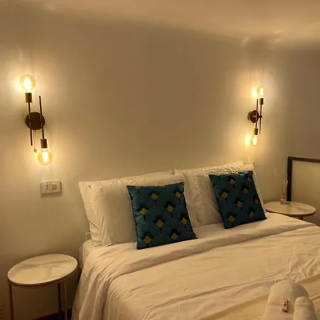 Regina In Porta Romana 2 - Sky Tv, Wifi E Breakfast Box Milan
