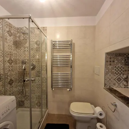 Regina In Porta Romana 2 - Sky Tv, Wifi E Breakfast Box Apartment Milan